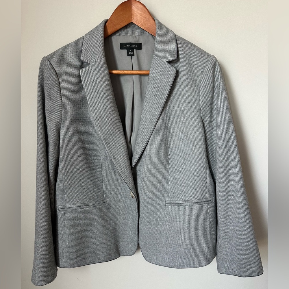 Ann Taylor gray one button blazer. Size 10. Cording trim. Cute Moveable fabric.